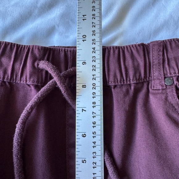 Women's Burgundy Cargo Pants - Picture 13 of 16